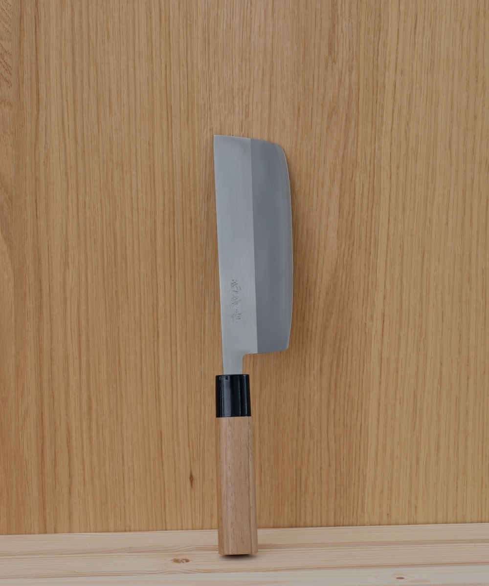 Knife review: Polished Nakiri Azumagata 150 Tadafusa