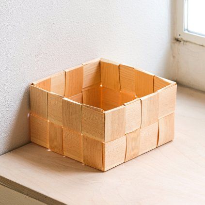 01 tokyo tools iris hantverk dřevěný košík
