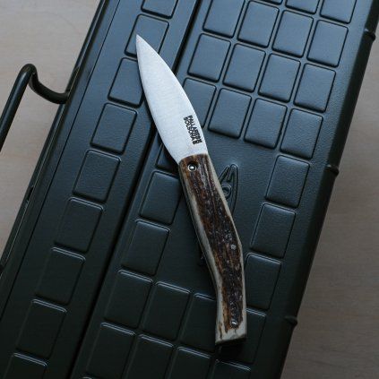 Folding knife Busa with stag horn by Pallarés Solsona